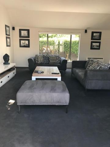 Home By Hagley Park Christchurch Bagian luar foto