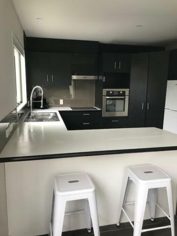 Home By Hagley Park Christchurch Bagian luar foto